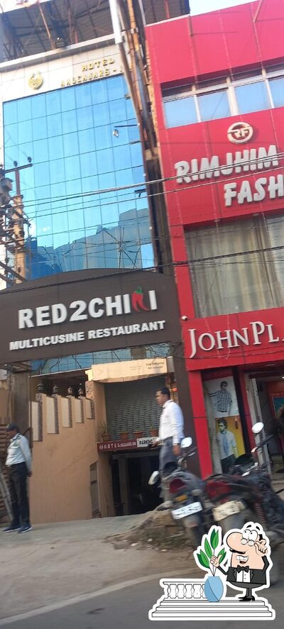 The exterior of Red2Chilli