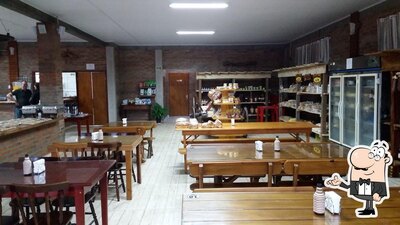 Veja imagens do interior do Da Colina - Produtos Coloniais