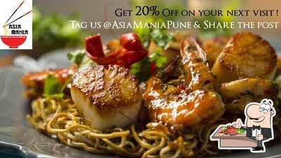 The visitors of Asia Mania can taste various seafood meals