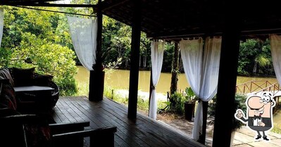 Você pode espairecer no na área externa do Restaurante Rural Terra do Meio