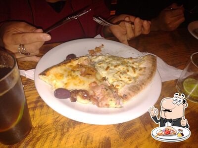 No Moinho Velho, você pode degustar pizza