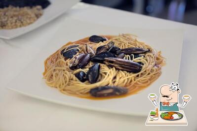 Cibo al Restoran Robot