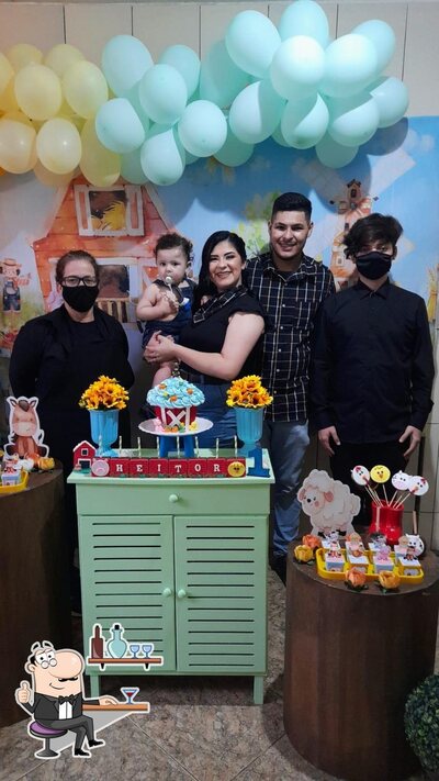 O interior do Inspira Festa Eventos, Equipe de Garçons, Copeiras, Bartenders e Churrasqueiros com emissão de nota fiscal
