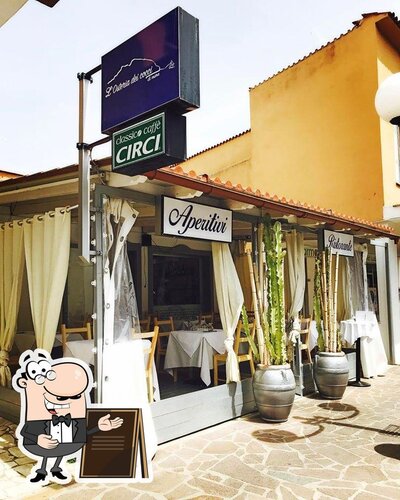 Gli esterni di L'Osteria dei cocci di mare