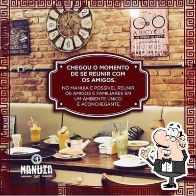 Veja imagens do interior do Manuia Café