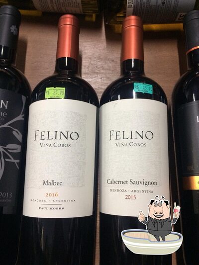 O Arte dos Vinhos serve uma infinidade de drinques alcoólicas
