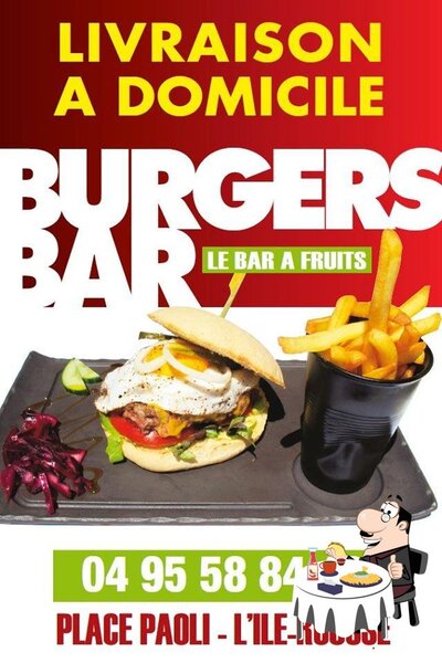 Le Bar à Fruits Burger Bar propose une sélection d'options pour les amateurs d'hamburgers