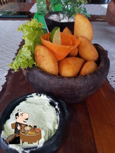 Comida em Restaurante e Moquecaria Recanto Verde