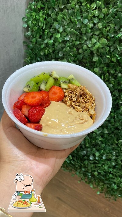 Platos en Açaí Sunset