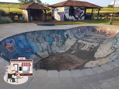 o exterior é uma característica importante do Custom Skate Park