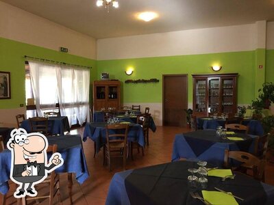 Siediti a un tavolo di C'era Una Volta