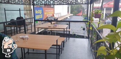 The interior of Chai N Chat