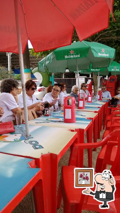 Veja imagens do interior do Restaurante do Tonho