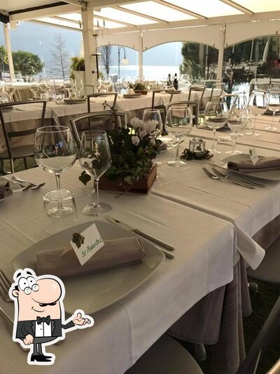 Dai un'occhiata agli interni di Ristorante Villa Cian (Torbol sul Garda, TN) Torbole sul Garda