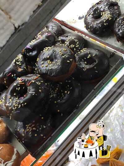 Meals at Kutty's Bakery