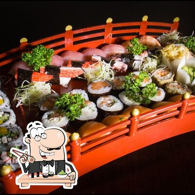 No Hanatake Culinária Japonesa Rio das Ostras RJ, você pode tentar sushi
