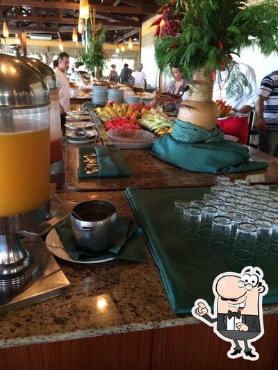 Veja imagens do interior do Restaurante Buffet Corais