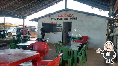 Sente em uma das mesas no Tapioca da Fransquinha