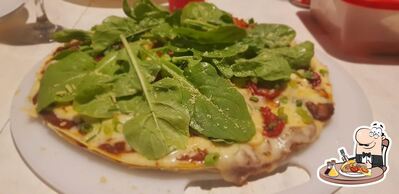 No Crepes Da Rosa, você pode degustar pizza