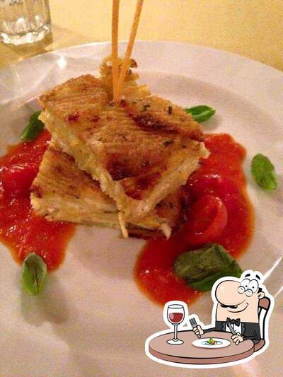 Plats à Almacrì