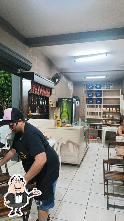 Veja imagens do interior do Churrasquinho do Rodrigo