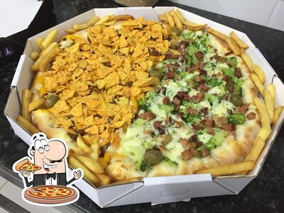 Experimente pizza no Hot Grill Lanches e Pizza Maringá PR