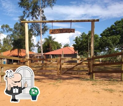 Veja imagens do exterior do Gosto Caipira