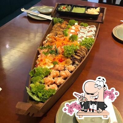 Comida em Tsuki Sushi