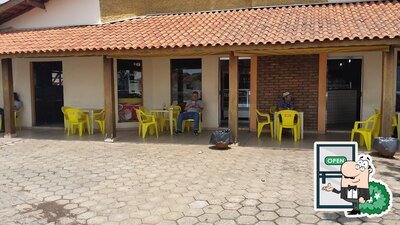 O exterior do Restaurante Canoas