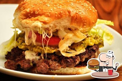 Delicie-se com um hambúrguer no Cow Burger