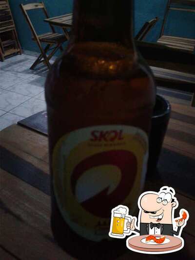 Peça um copo de cerveja leve ou escura