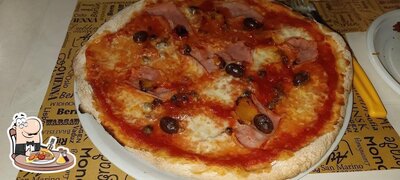 Prenditi tra le svariate varianti di pizza