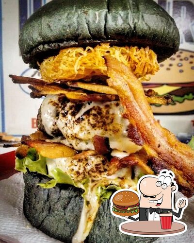 Delicie-se com um hambúrguer no Retrô Food Trailer Fundão ES