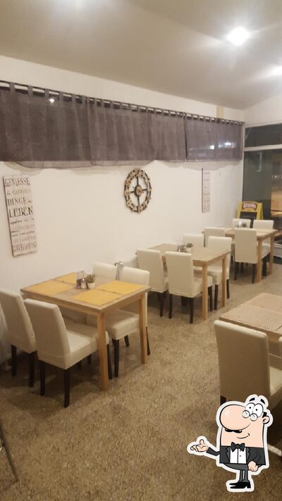 Dai un'occhiata agli interni di PEČENJARNICA DAN,S. RADIĆA 37
