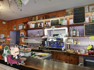 Gli interni di Bar al Ritrovo