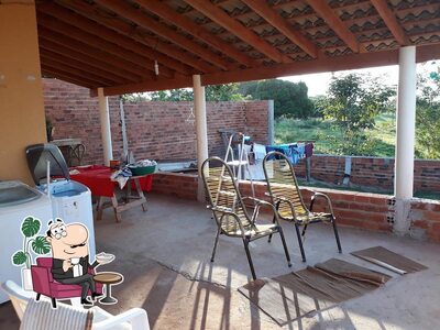 Veja imagens do interior do Churrasco Do Tio Messias