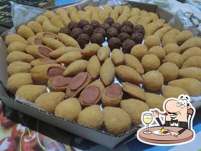 Platos en Salgadinhos da Tia Adelaide