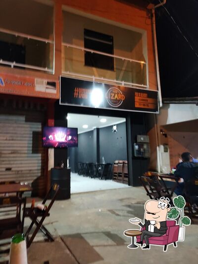 O interior do Lizard Beer