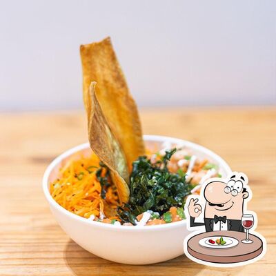 Platos en Aloha Poke Lauro de Freitas BA