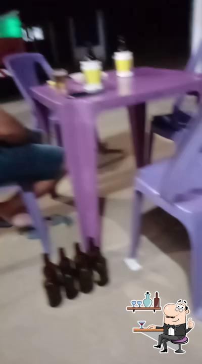 Veja imagens do interior do Bar do Edvardo