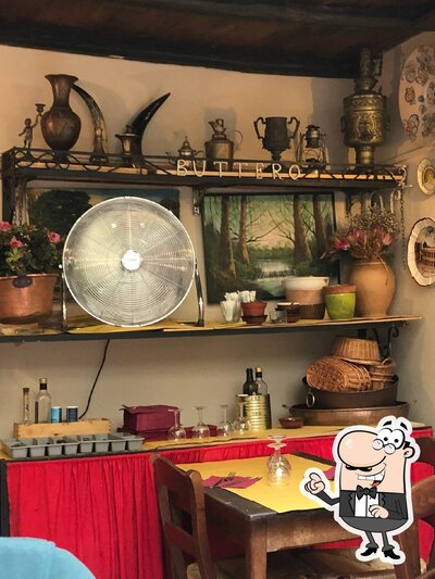 Siediti a un tavolo di Dar Buttero