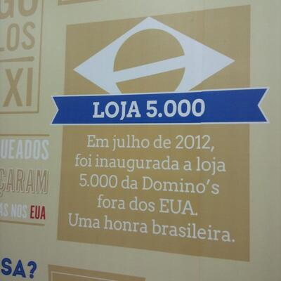 Aqui está a publicidade do Domino's Pizza - Votorantim