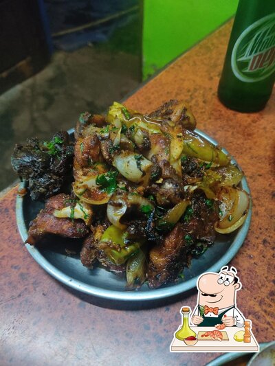 Try out seafood at Jaywant Bar (Dada)
