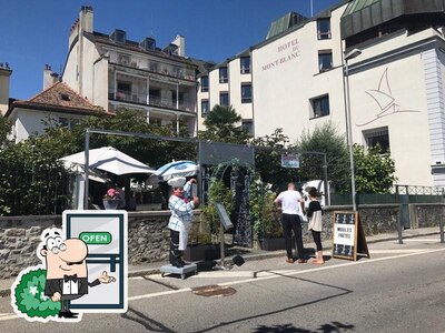 Puoi goderti l'aria fresca dal dehors di Restaurant Le Leman