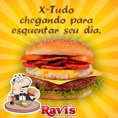 Deguste um dos hambúrgueres oferecidos no Ravi's Itaguai
