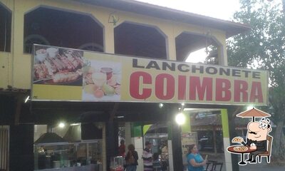 Desfrute da vista do exterior Pão Com Linguiça