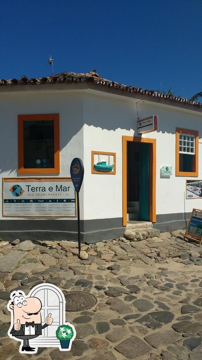 o exterior é uma característica importante do Restaurante Danse Avec