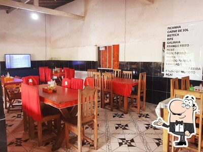 O interior do Restaurante Trindade