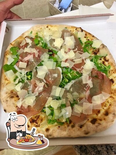 A Pizzeria Dolphin, puoi goderti una bella pizza