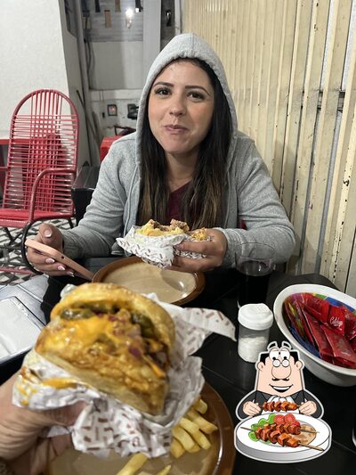Comida em Bar Lanchonete Ieda